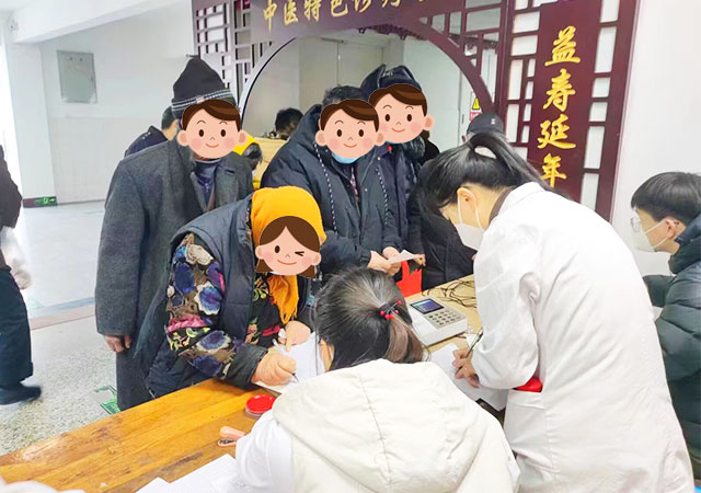 高新区残联携手济南神康医院走进遥墙社区为精神残疾人发药
